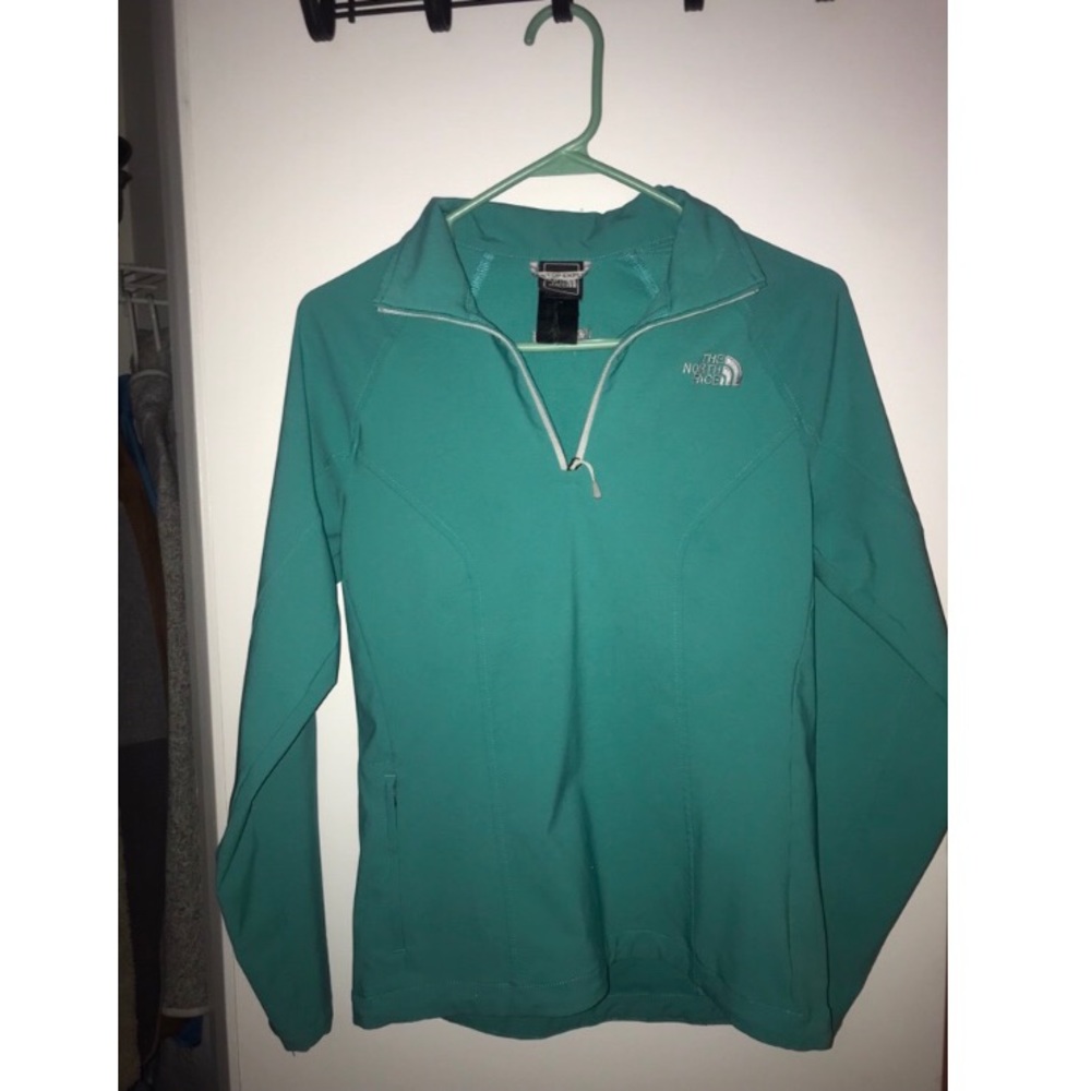 North face quarter zip